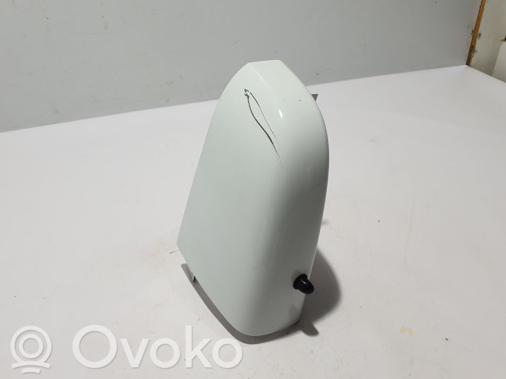 Opel Vivaro Lampka klapy bagażnika 