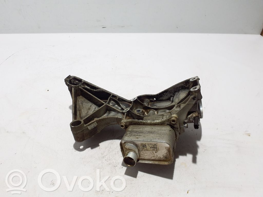 Audi A5 Soporte del alternador 