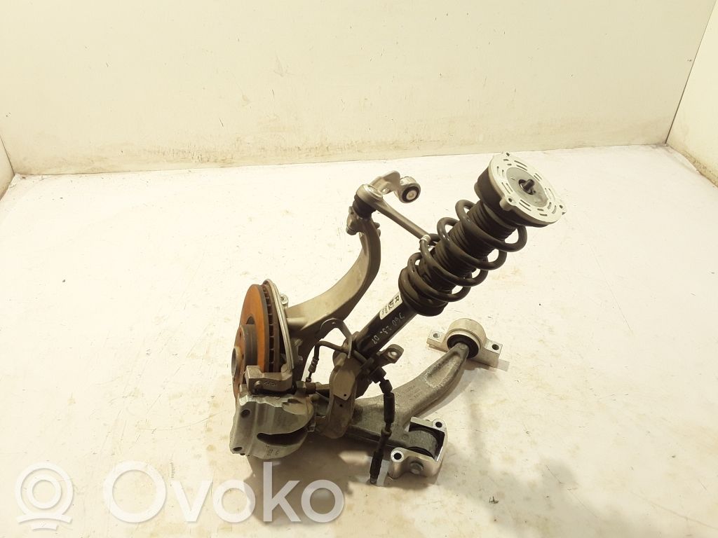 Volvo S60 Cubo de rueda delantera 