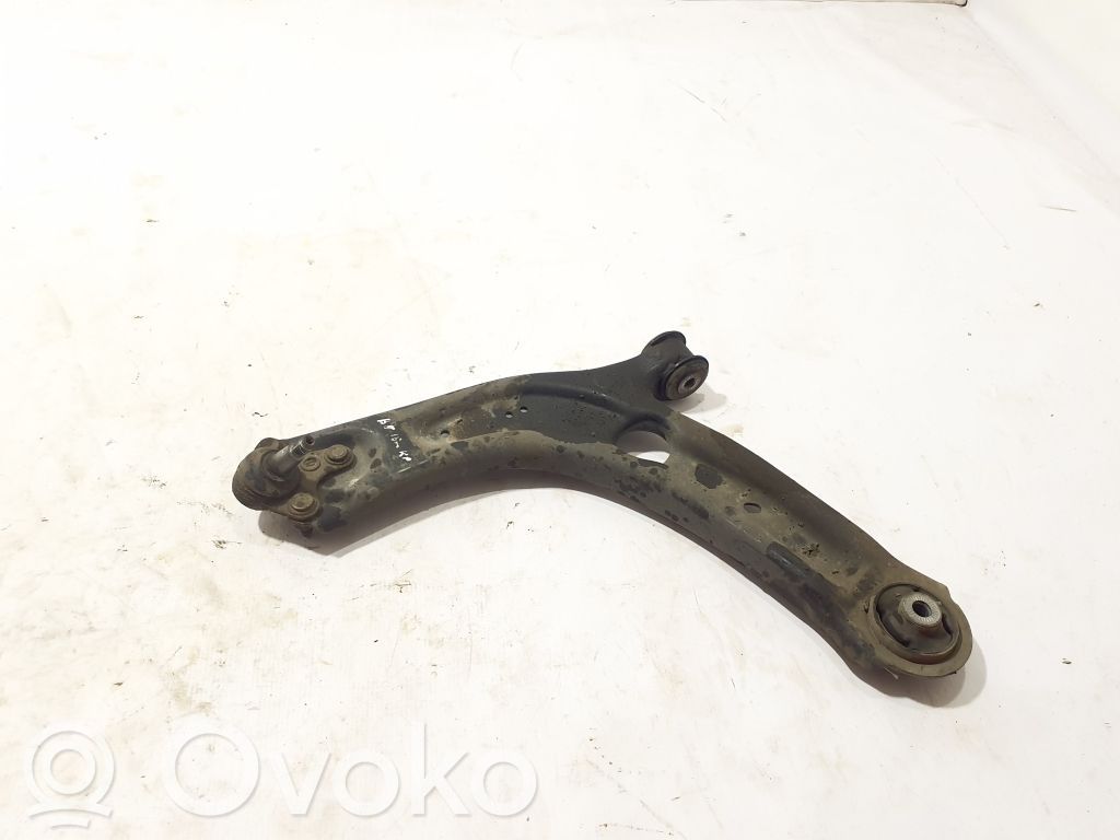 Volkswagen PASSAT B8 Front lower control arm/wishbone 
