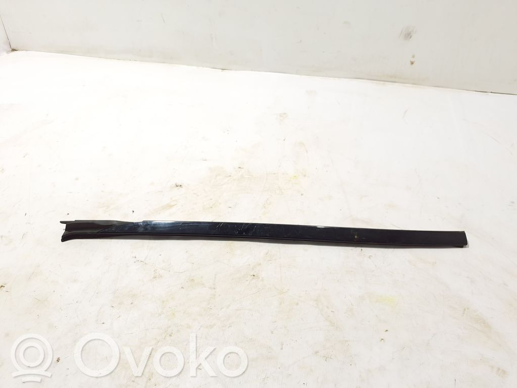 BMW X5 G05 Windshield trim 