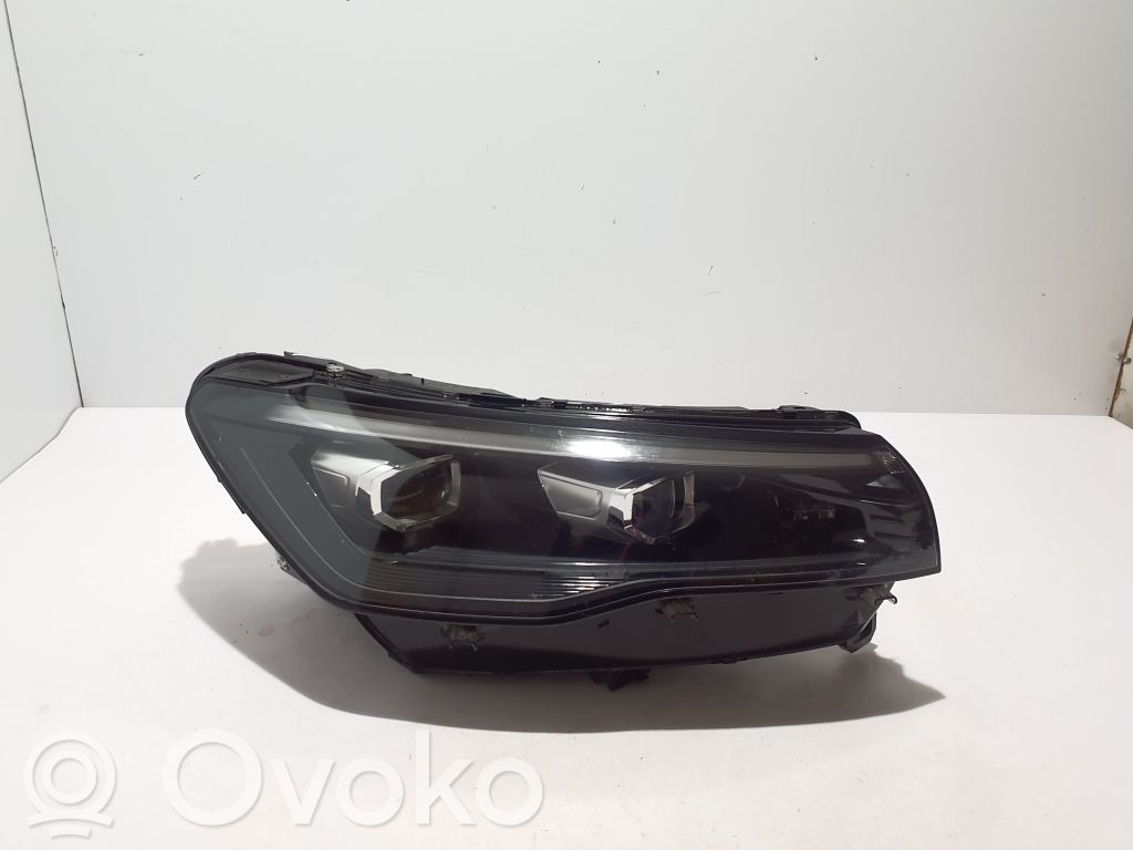Volkswagen Tiguan Lampa przednia 