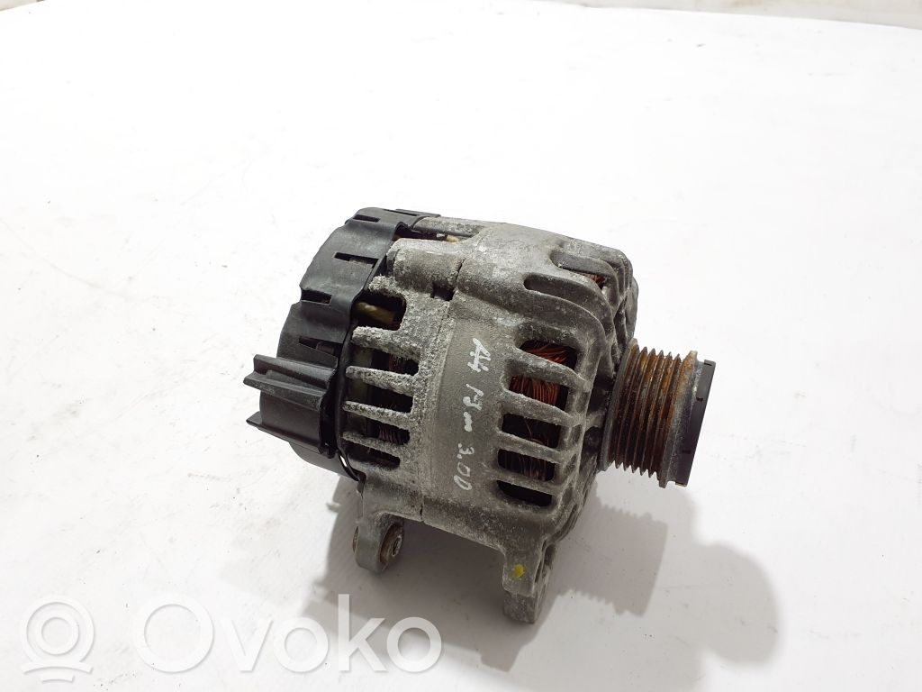 Audi A4 S4 B9 Ģenerators 