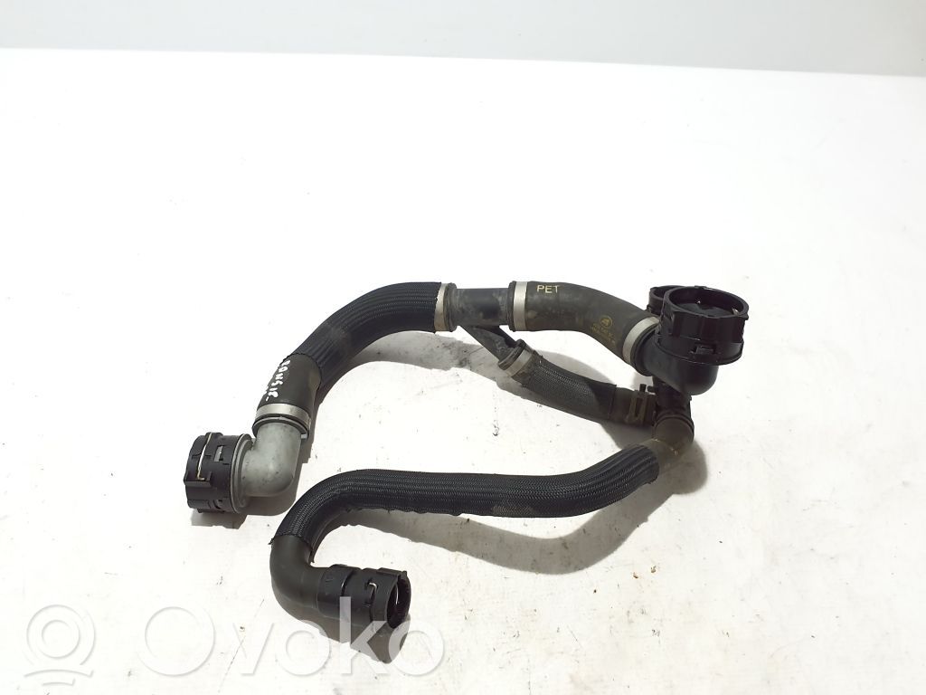 Land Rover Evoque I Engine coolant pipe/hose 