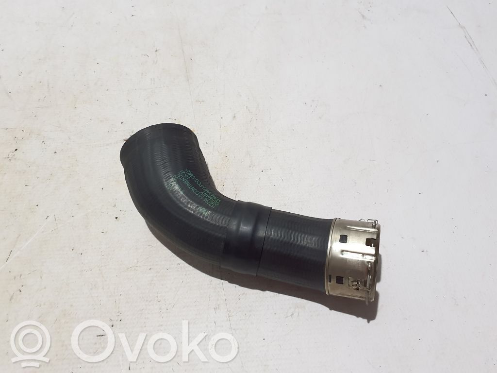 BMW 5 G30 G31 G38 Välijäähdyttimen letku 