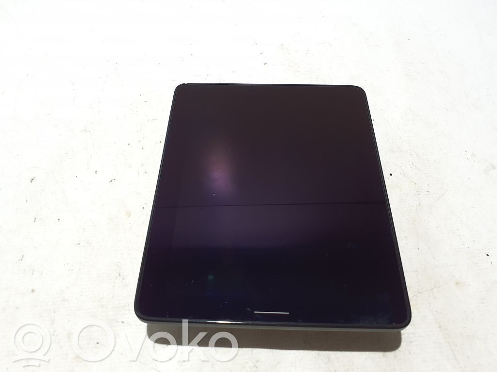 Polestar 2 Screen/display/small screen 