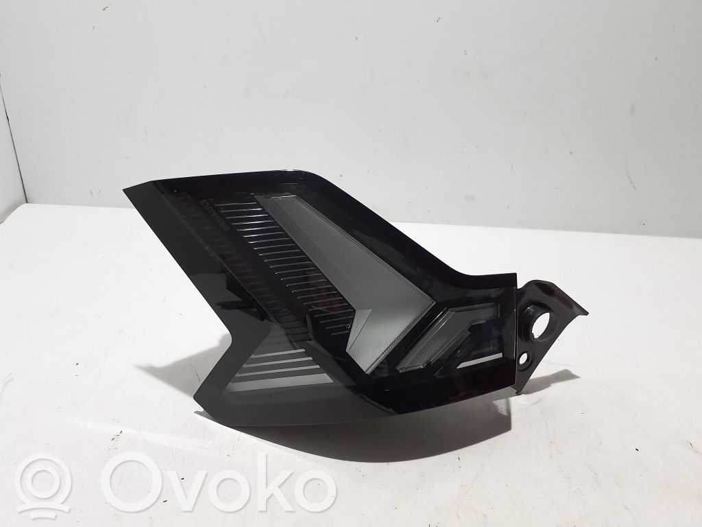 Renault Scenic E-Tech V Takavalot 
