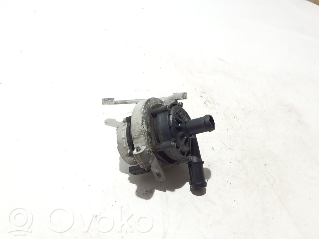Volvo C40 Pompe à eau de liquide de refroidissement 
