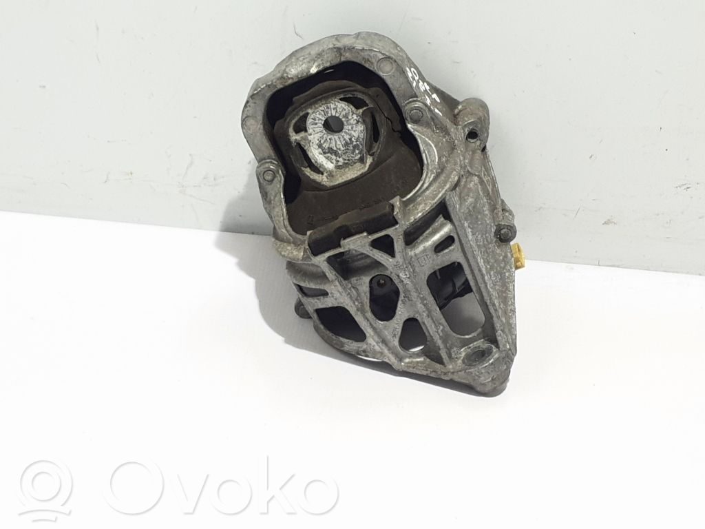 Audi Q8 Engine mount bracket 