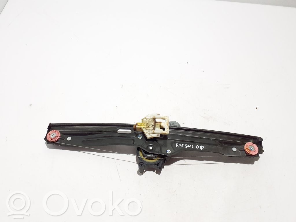 Fiat 500L Macara ușă față cu motor 