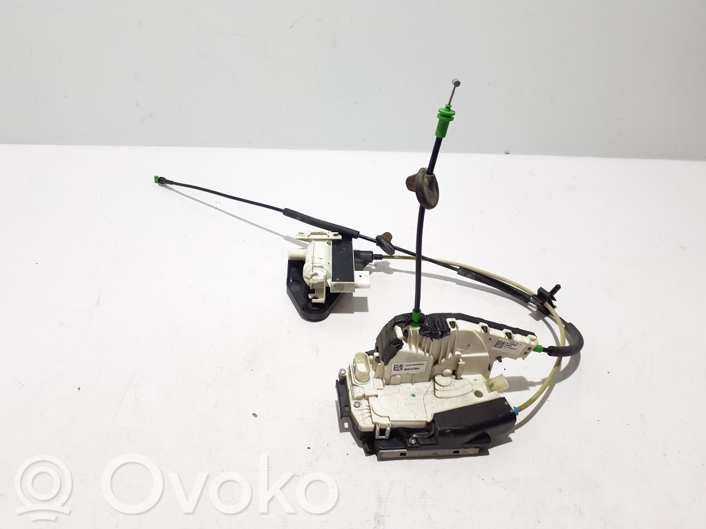 Etuoven lukko   111206490A