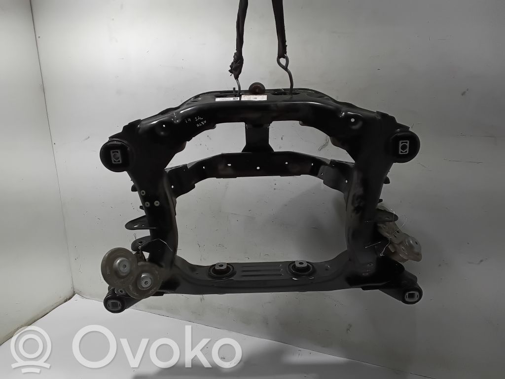 BMW 4 G22 G23 G24 G26 Galinis tiltas 