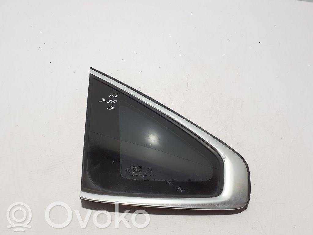 Volvo S90, V90 Geam lateral spate 