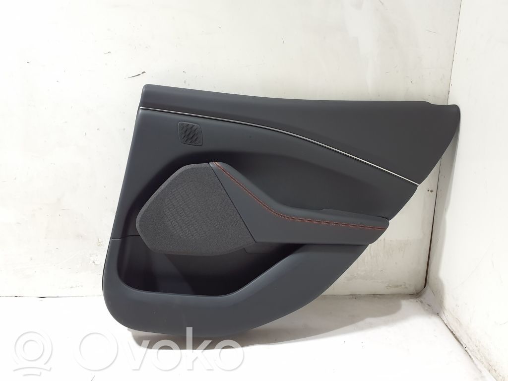 Takaoven verhoilu   LJ8BR27658BE3GRX