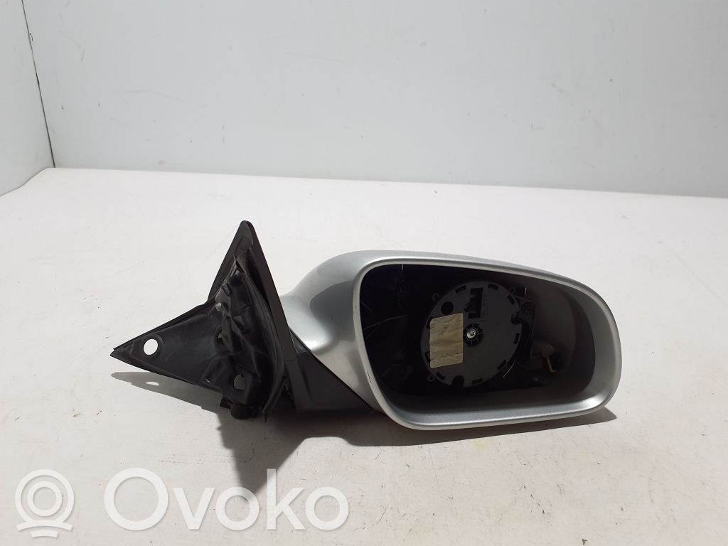 Elektryczne lusterko boczne drzwi przednich   4L0857508