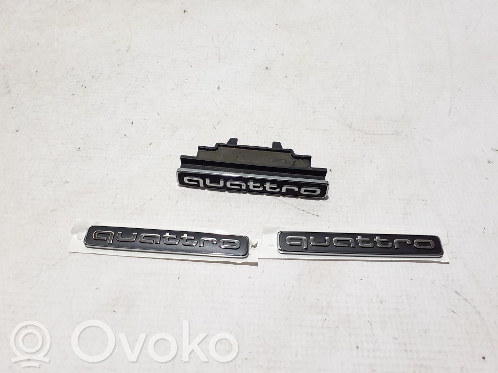 Audi Q5 SQ5 8R Emblemat / Znaczek 