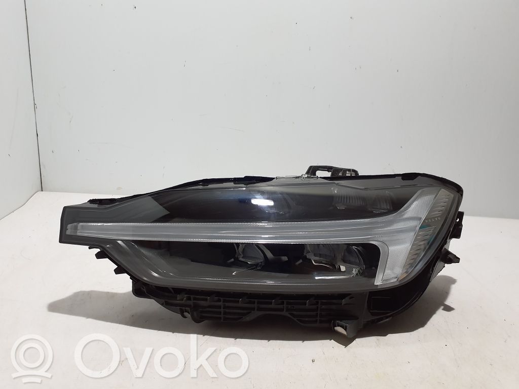 Volvo XC60 Scheinwerfer 