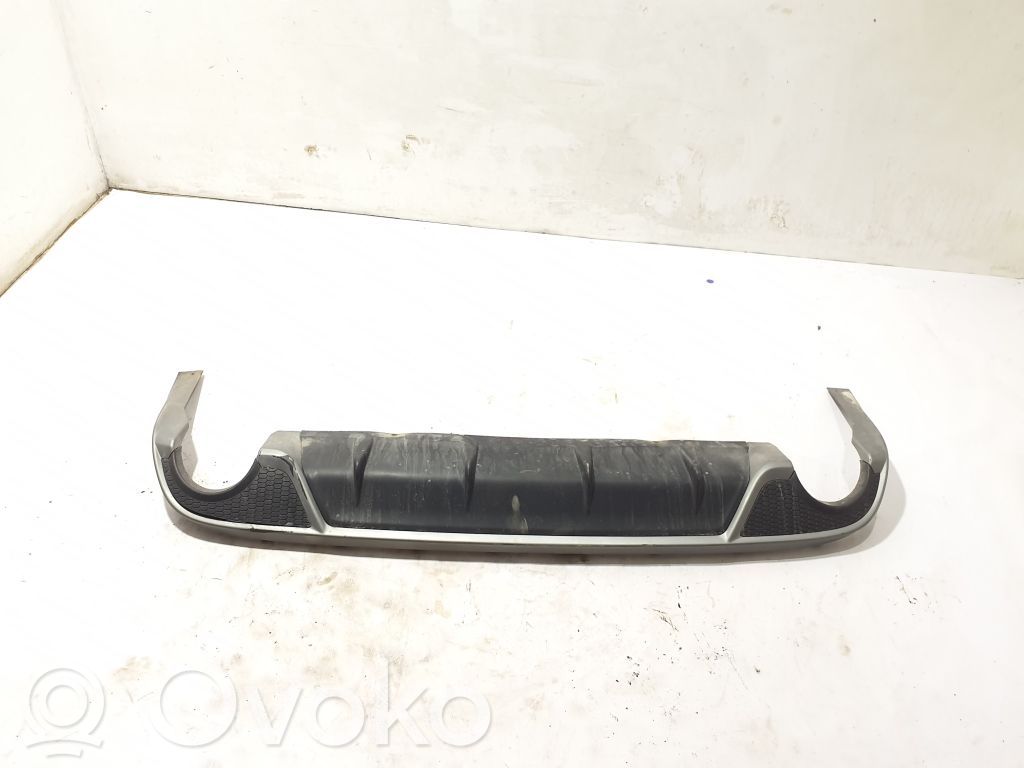 Volvo V40 Moldura inferior del parachoques trasero 