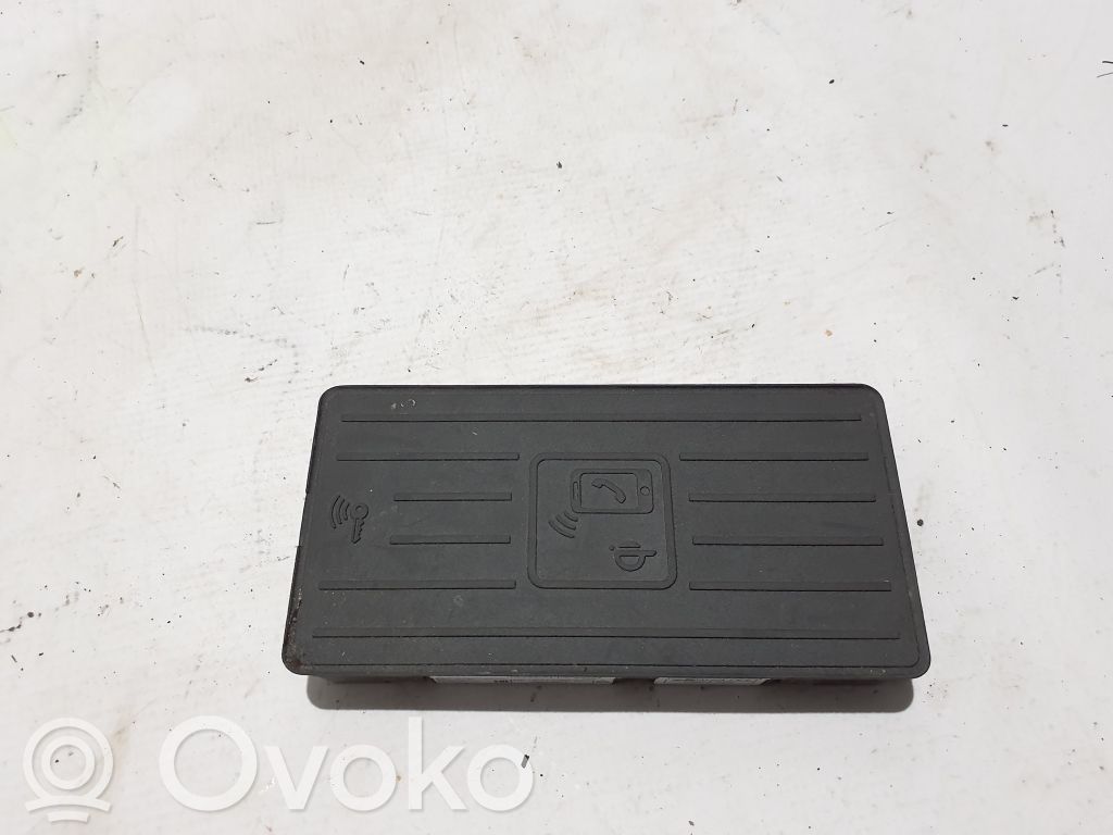 Audi A6 S6 C8 4K Other devices 