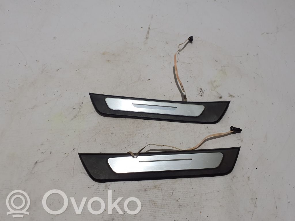Audi A6 S6 C8 4K Moldura protectora del borde trasero 