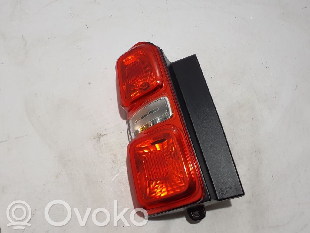Peugeot Expert Rear/tail lights 