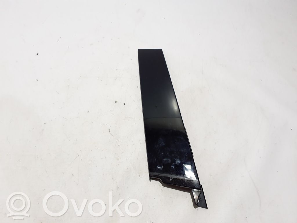 Renault Scenic E-Tech V Listwa / Uszczelka szyby drzwi przednich 
