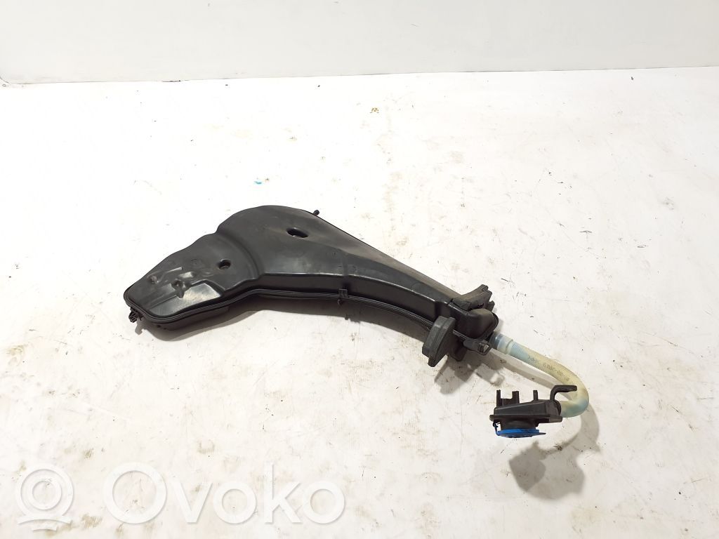 BMW X4M F98 Zbiornik płynu do spryskiwaczy szyby przedniej / czołowej 