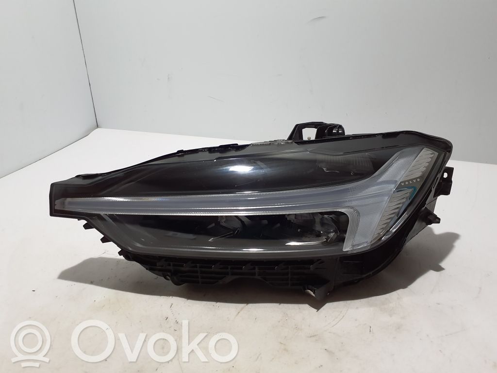 Volvo XC60 Phare frontale 