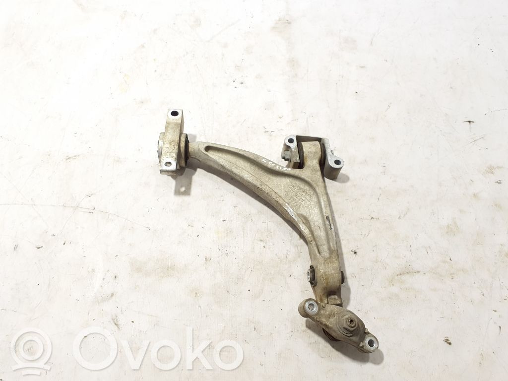Volvo XC60 Front lower control arm/wishbone 