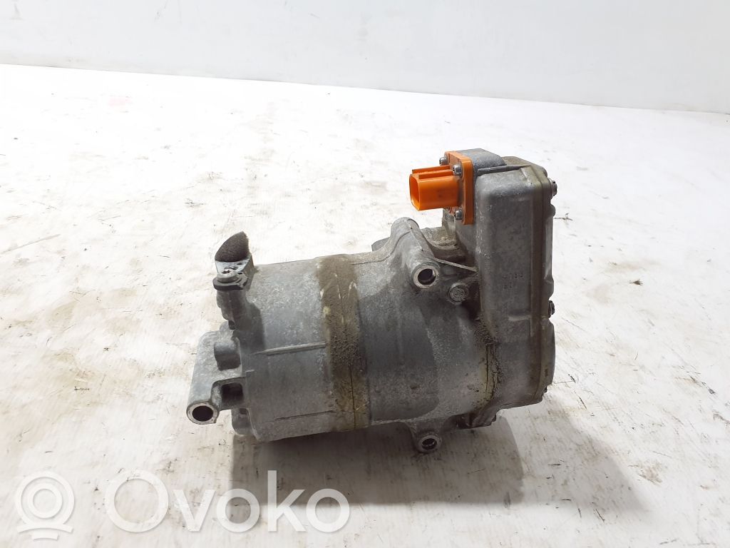 Porsche Panamera (971) Air conditioning (A/C) compressor (pump) 