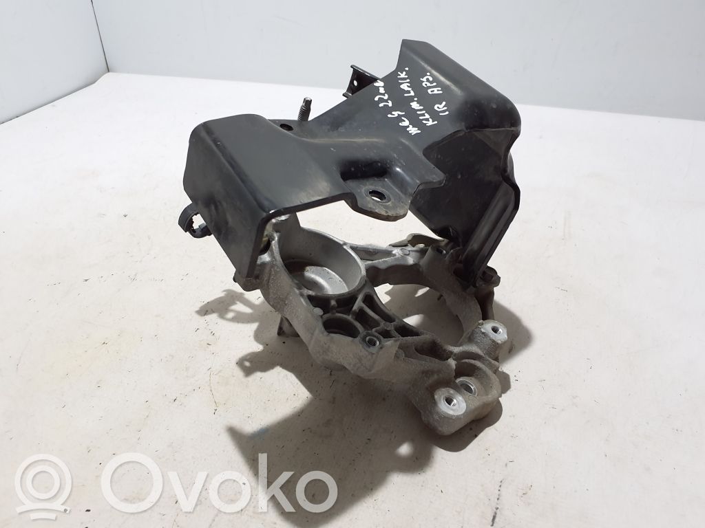 Renault Megane E-Tech Halterung Klimakompressor 