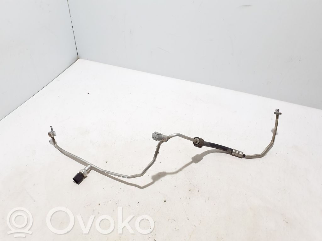Skoda Octavia Mk4 Ilmastointilaitteen putki (A/C) 