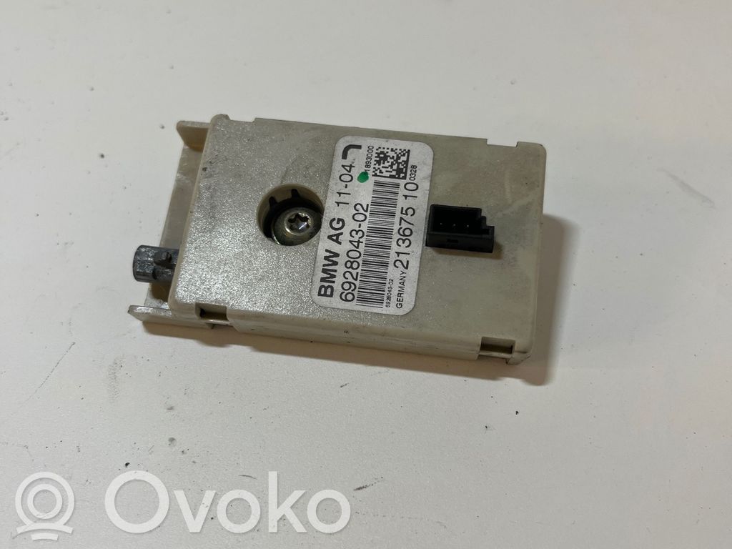 BMW 5 E60 E61 Aerial antenna amplifier 