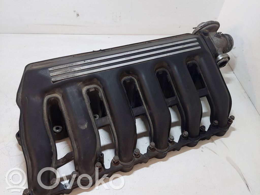 BMW 5 E39 Kolektorius įsiurbimo 