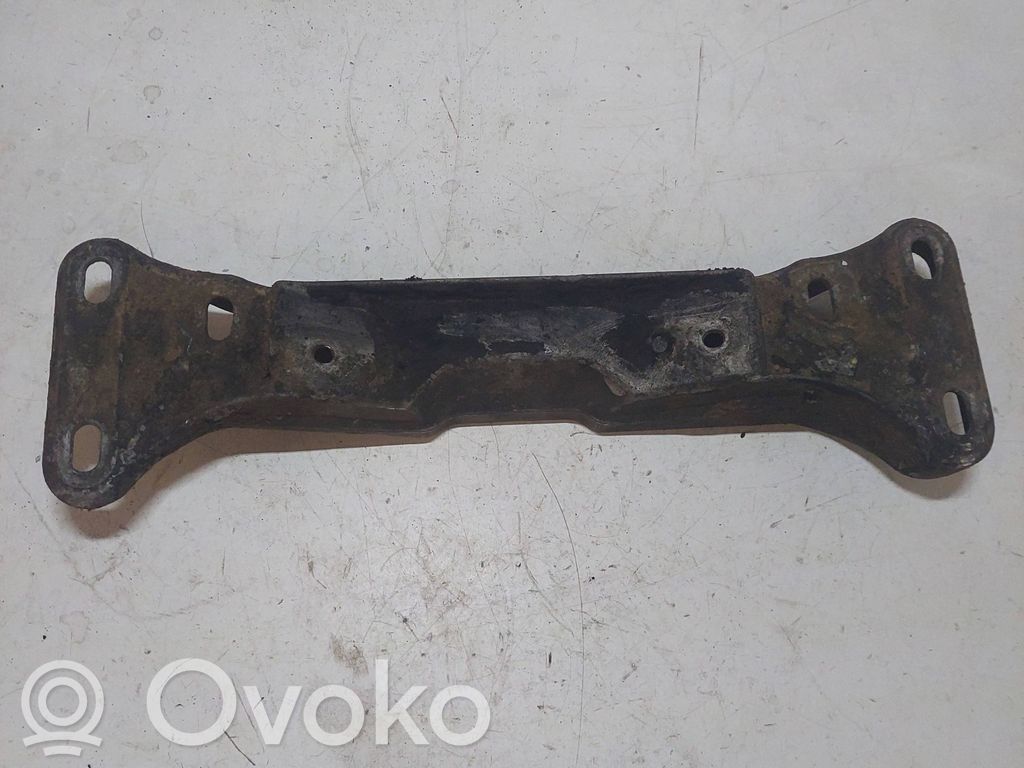 Engine mounting bracket   092426
