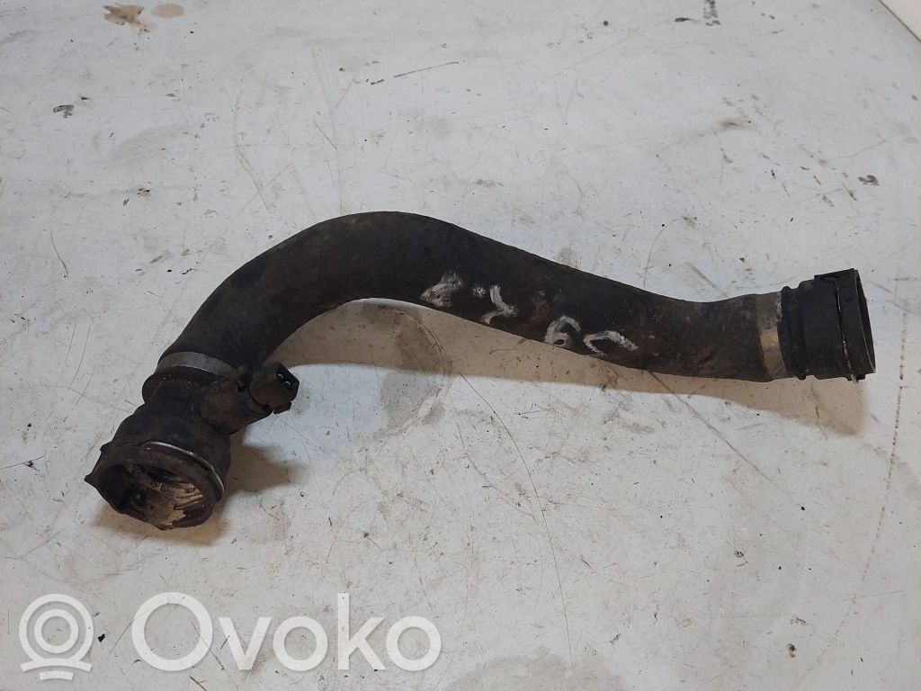 BMW 5 E39 Engine coolant pipe/hose 