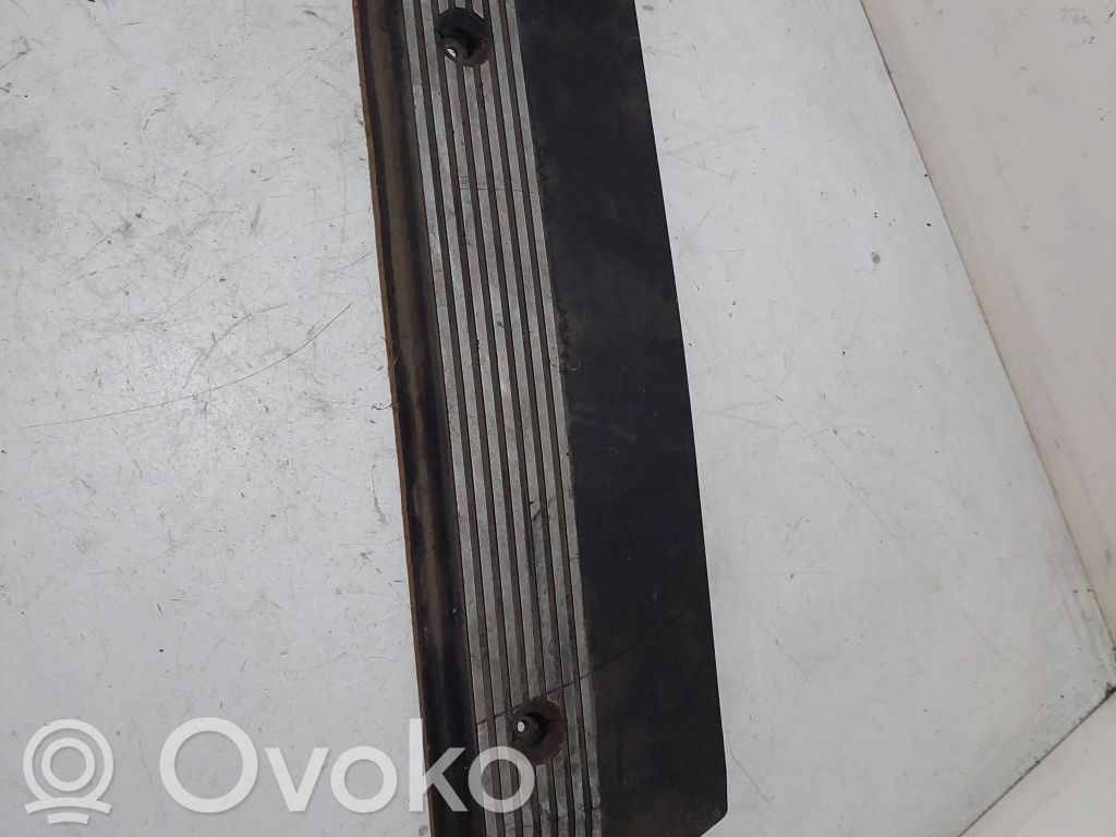 BMW 7 E38 Engine cover (trim) 