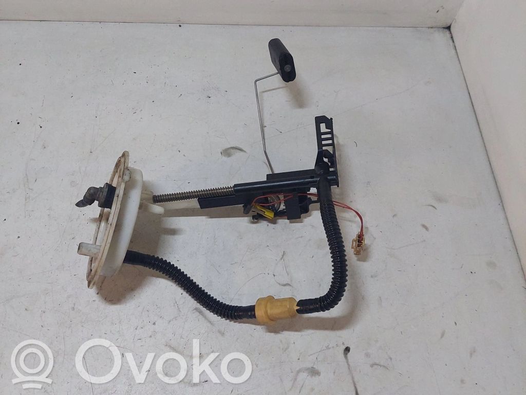 BMW 5 E60 E61 Fuel level sensor 