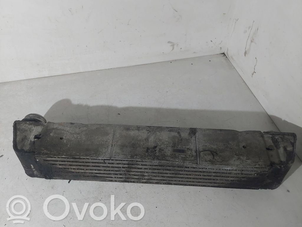 BMW 5 E60 E61 Interkūlerio radiatorius 