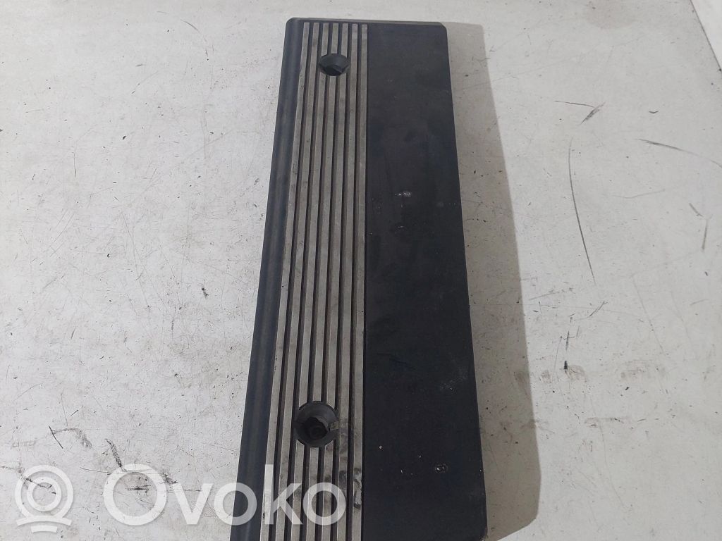 BMW 7 E38 Engine cover (trim) 