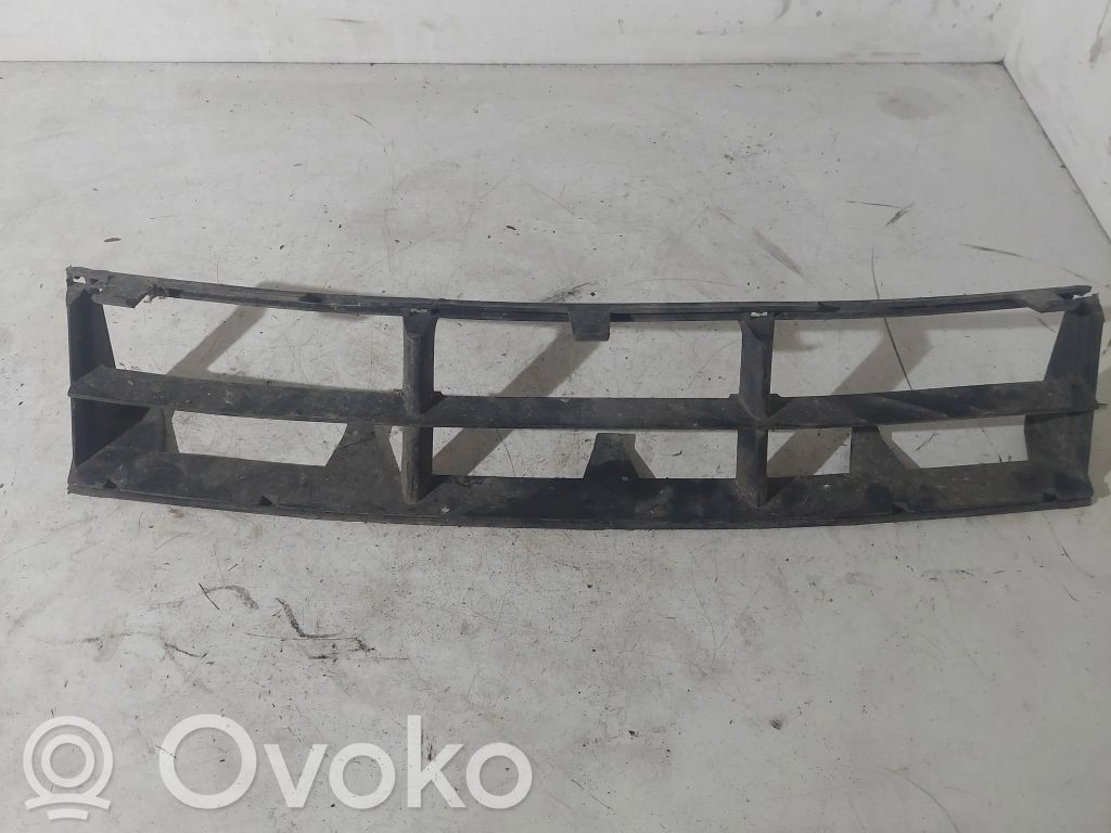 Front bumper lower grill   51118235671