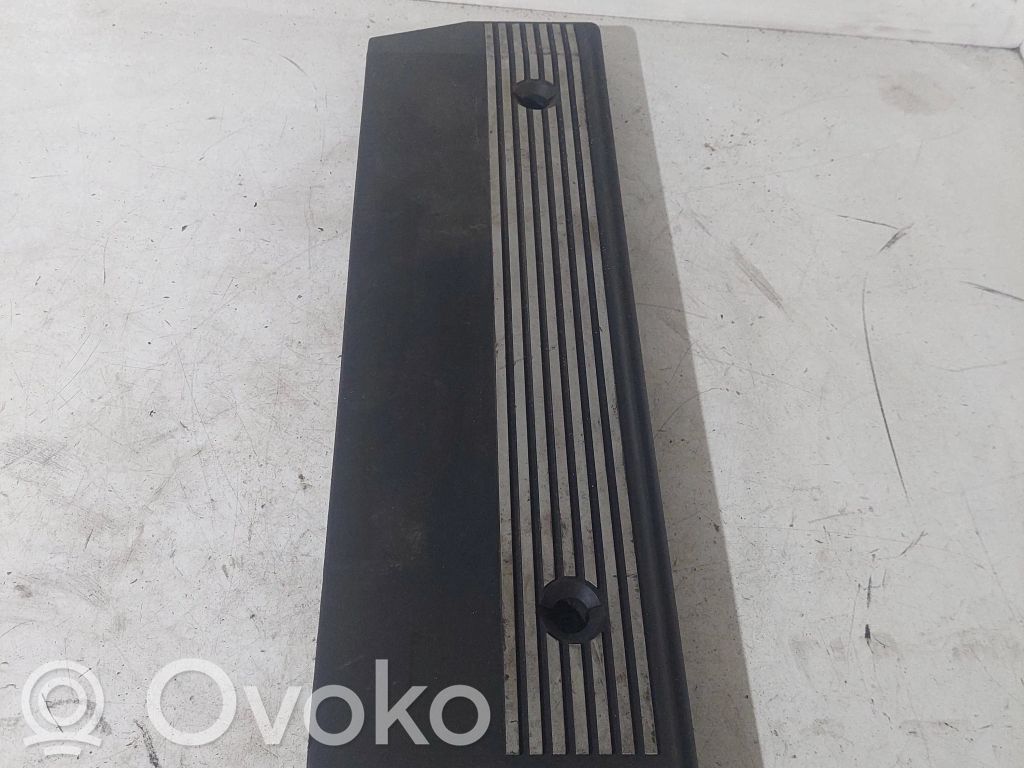 BMW 7 E38 Engine cover (trim) 