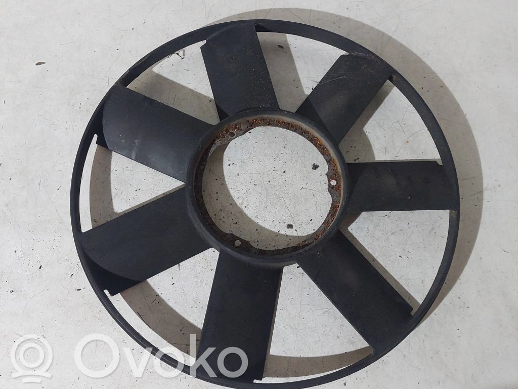 BMW 5 E39 Ventiliatoriaus sparnuotė 