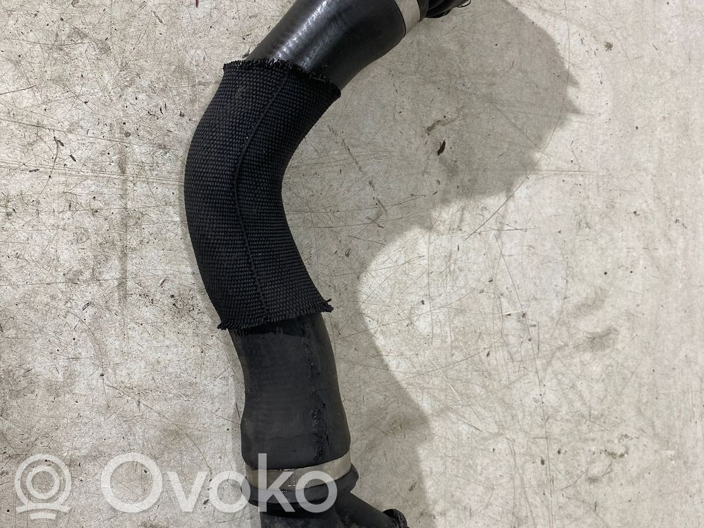 BMW 5 E60 E61 Engine coolant pipe/hose 