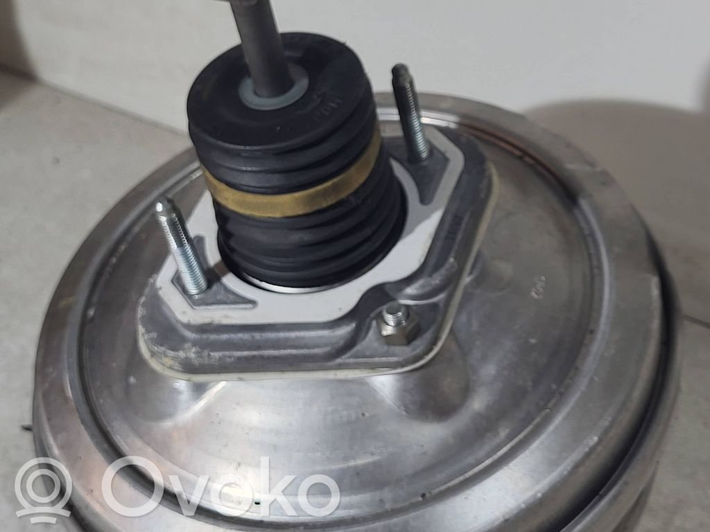 BMW X3 E83 Brake booster 