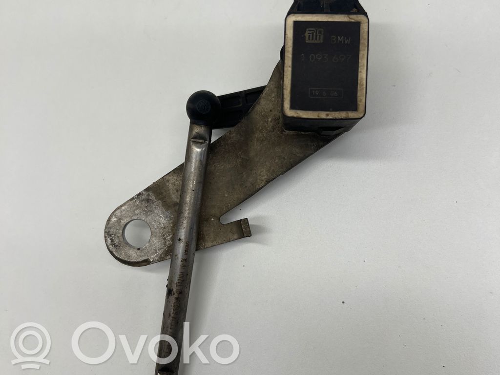 BMW 5 E60 E61 Niveausensor Leuchtweitenregulierung 