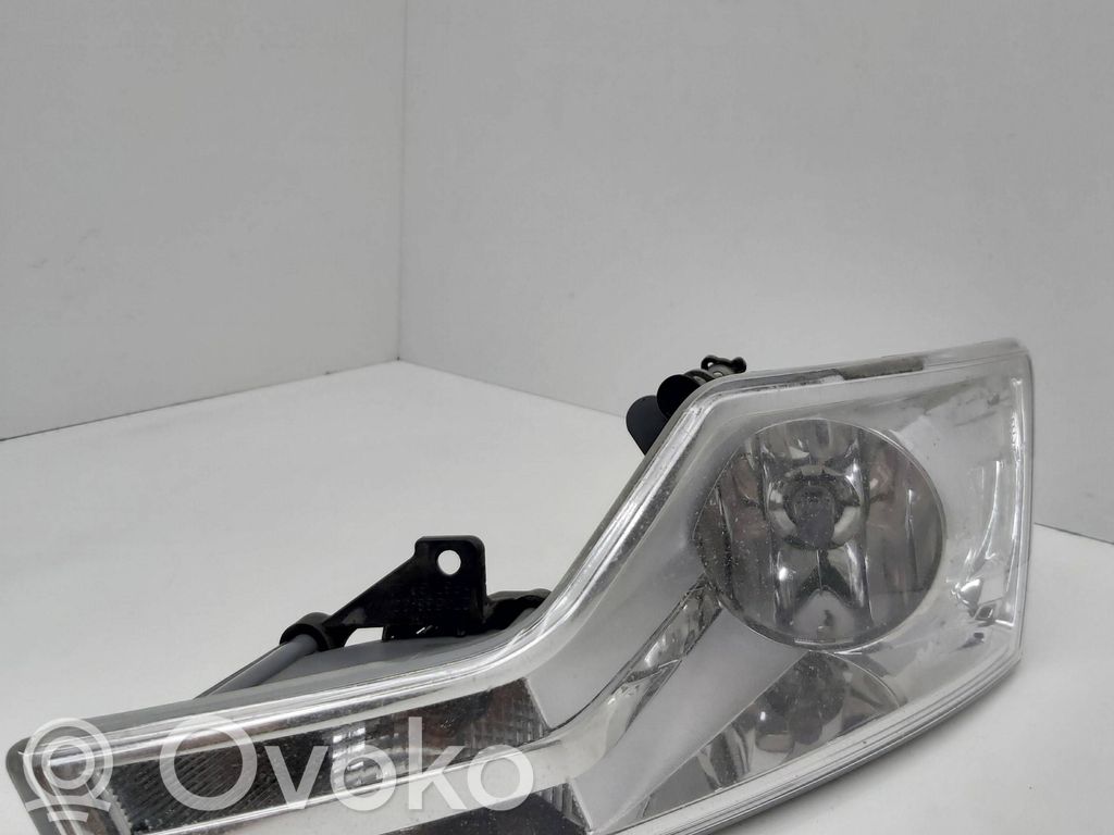 Citroen C5 Miglas lukturis priekšā 