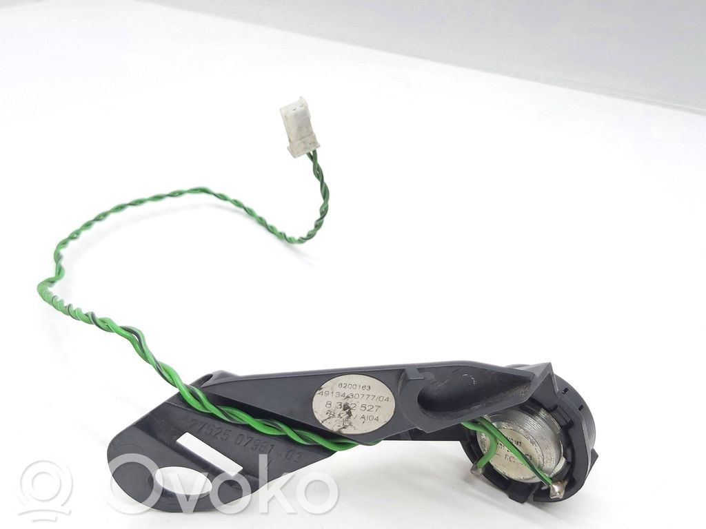 BMW 5 E39 Front door speaker 