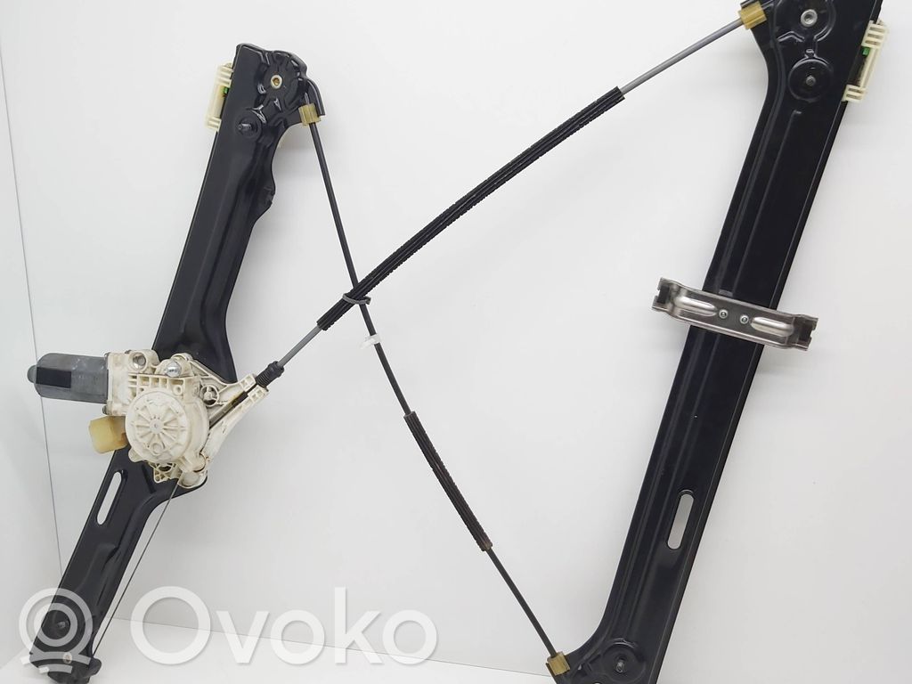 BMW X5 E70 Front door window regulator with motor 
