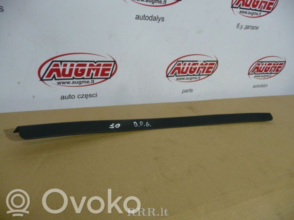 Seat Alhambra (Mk1) Moldura superior lateral del asiento trasero 